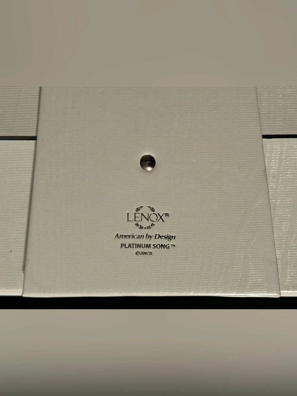 NEW LENOX PORCELAIN WEDDING PHOTO FRAME GIFT FITS 8 X 10 PICTURE 12.5 X 15 OUTER
